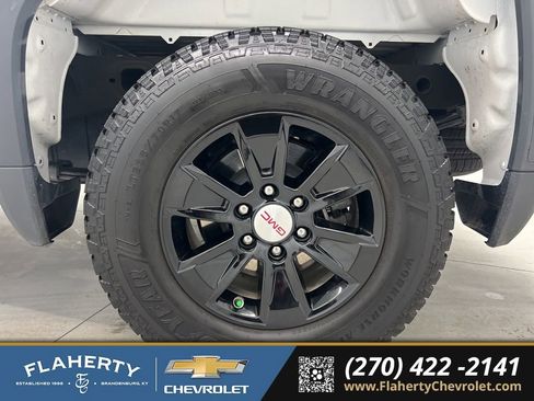 Used 2024 GMC Sierra 1500 Pro w/ Pro Value Package image 19