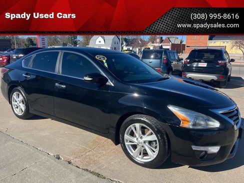 Used 2014 Nissan Altima 2.5 SV w/ Convenience Package FWD image 1