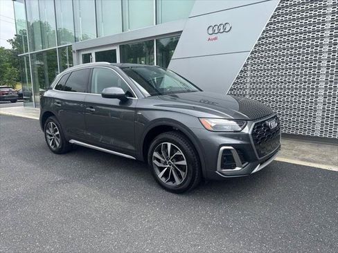 Certified 2023 Audi Q5 2.0T Premium Plus w/ Premium Plus Package AWD/4WD image 1