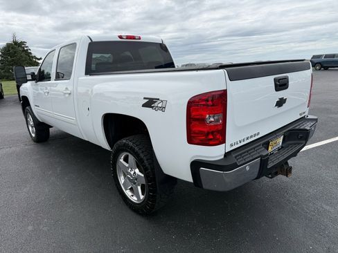 Used 2013 Chevrolet Silverado 2500 LTZ w/ LTZ Plus Package AWD/4WD image 3