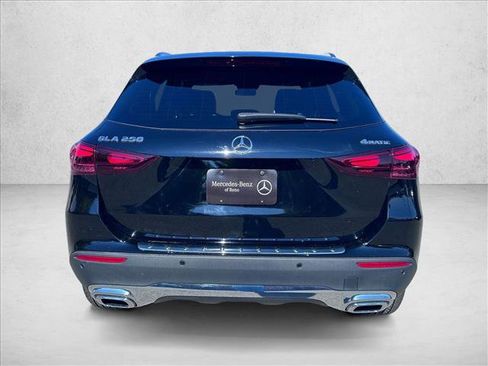 Used 2026 Mercedes-Benz GLA 250 4MATIC image 8