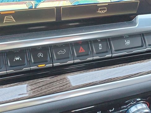 New 2026 GMC Sierra 1500 Elevation image 23