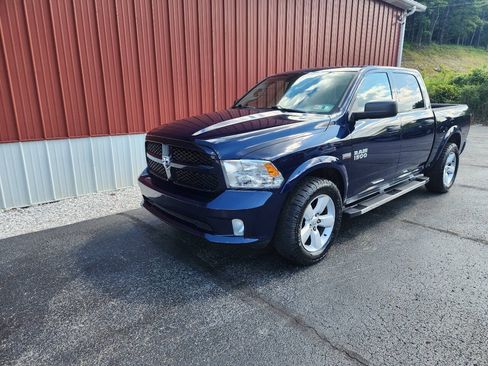 Used 2014 RAM 1500 Express AWD/4WD image 3