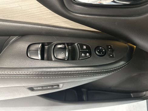 Used 2017 Nissan Murano SL w/ SL Technology Package AWD/4WD image 25