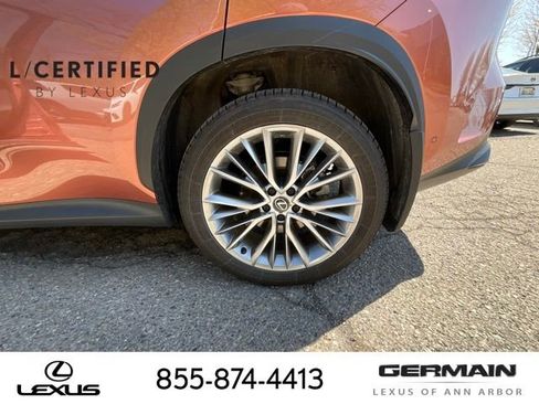 Used 2025 Lexus NX 350h AWD w/ Luxury Package image 24