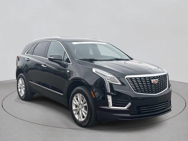 Certified 2024 Cadillac XT5 Luxury w/ LPO, Floor Liner Package AWD/4WD image 3