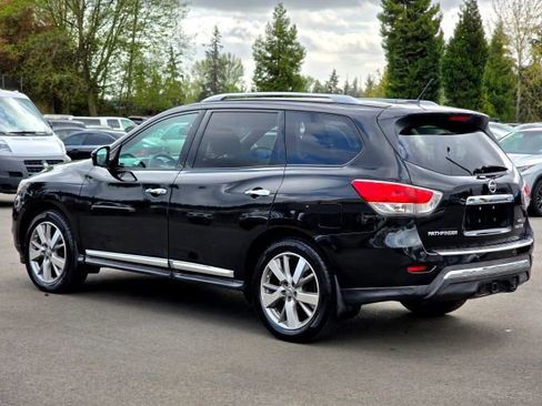 Used 2016 Nissan Pathfinder Platinum AWD/4WD image 5