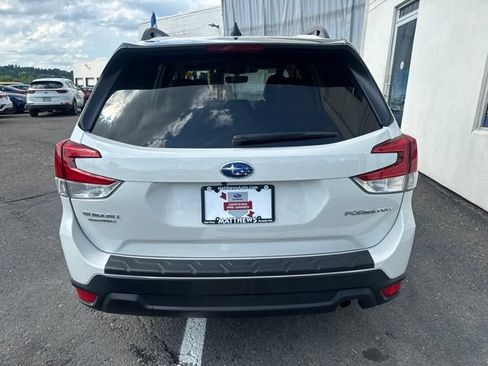 Certified 2024 Subaru Forester Premium AWD/4WD image 4