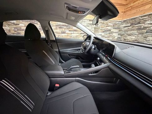 Certified 2024 Hyundai Elantra SEL image 14