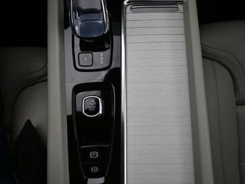 New 2026 Volvo XC60 T8 Ultra w/ Protection Package Premier image 10