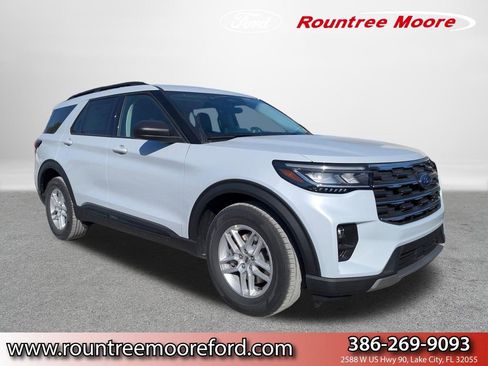 New 2026 Ford Explorer Active image 1