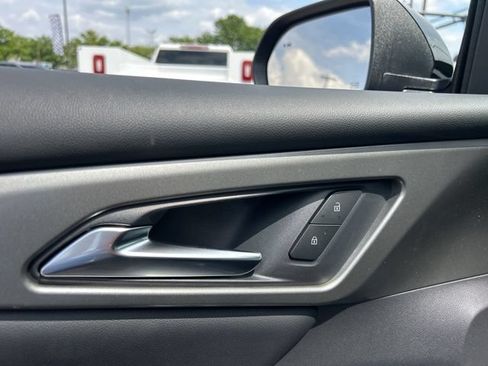 New 2026 Chevrolet Traverse LT FWD image 12