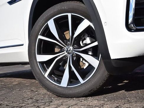 New 2026 Volkswagen Atlas SEL Premium R-Line image 3