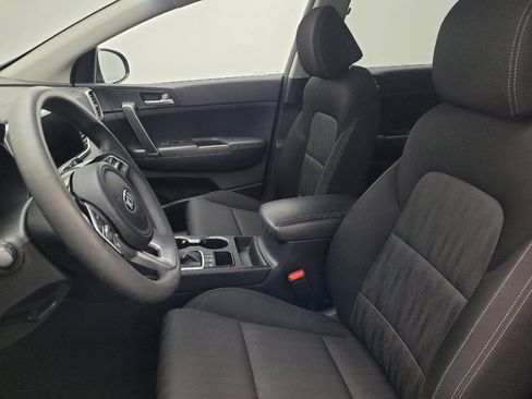 Used 2021 Kia Sportage LX AWD/4WD image 17