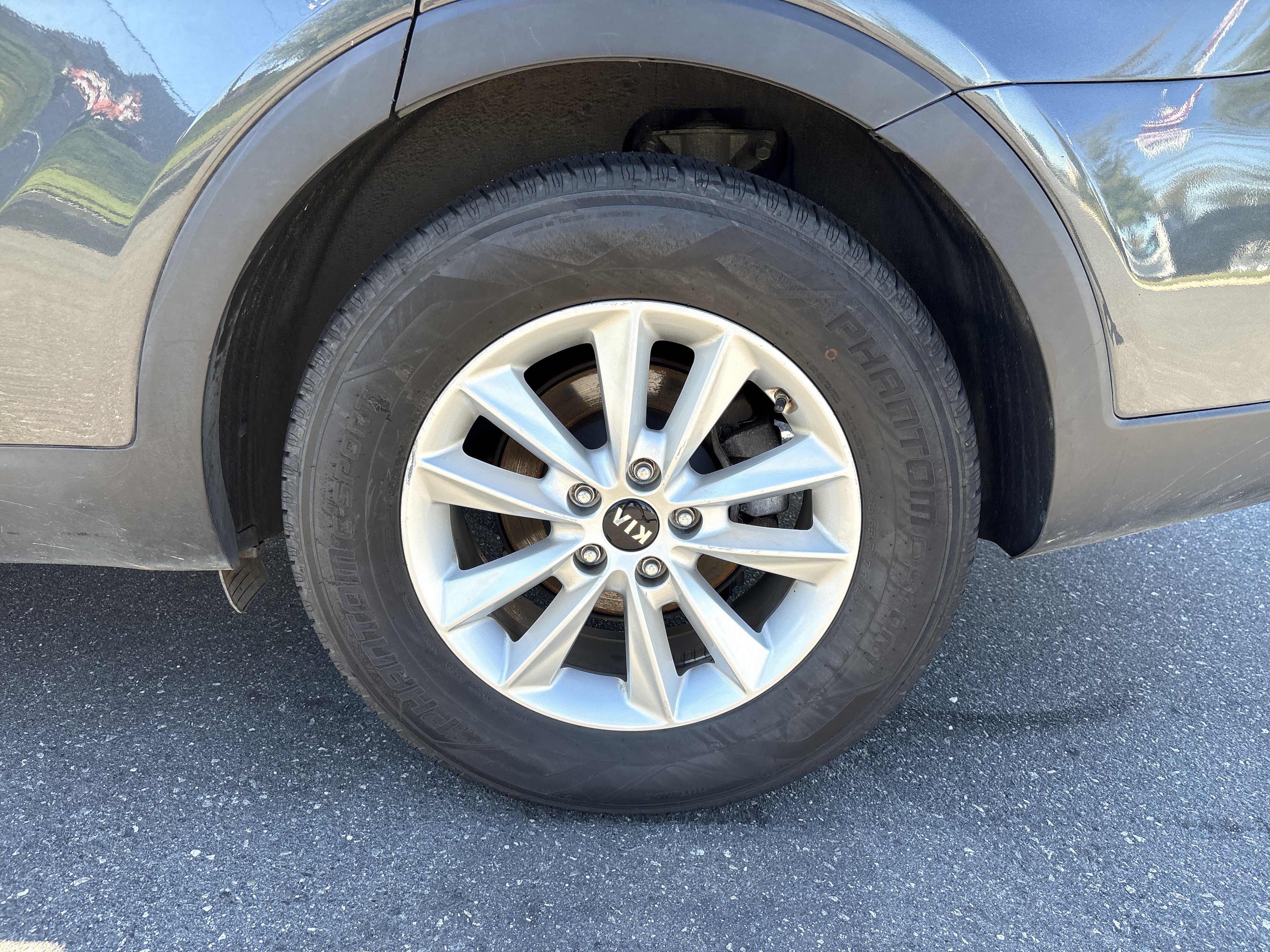 Used 2020 Kia Sorento FWD V6 image 14