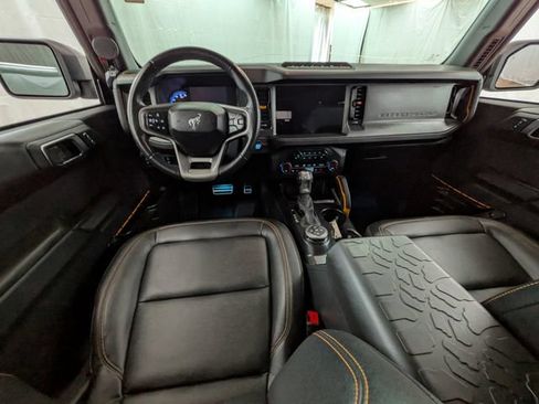 Certified 2024 Ford Bronco Badlands AWD/4WD image 11