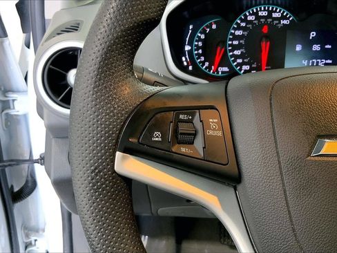 Used 2020 Chevrolet Sonic LT FWD image 21