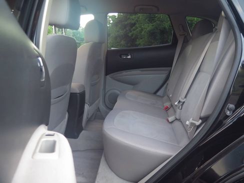 Used 2012 Nissan Rogue S w/ Special Edition Pkg AWD/4WD image 12