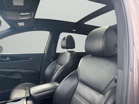 Used 2019 Kia Sorento SX AWD/4WD image 10