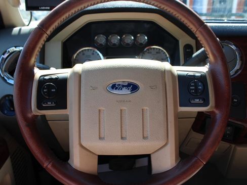 Used 2008 Ford F250 FX4 image 19