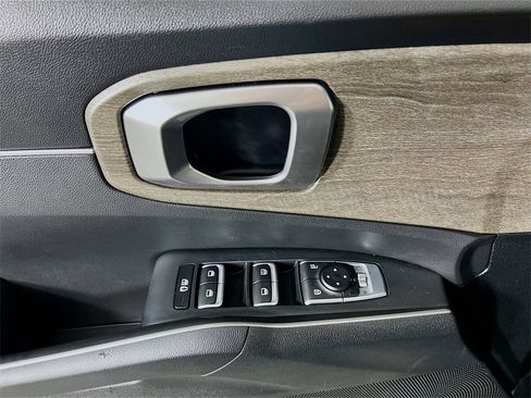 Used 2021 Kia Sorento EX w/ EX AWD X-Line Package image 25