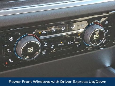 Used 2026 Chevrolet Silverado 2500 LTZ w/ LTZ Plus Package image 19