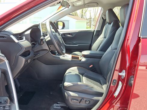 Used 2024 Toyota RAV4 Adventure AWD/4WD image 15