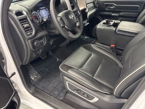 Used 2025 RAM 1500 Laramie image 14