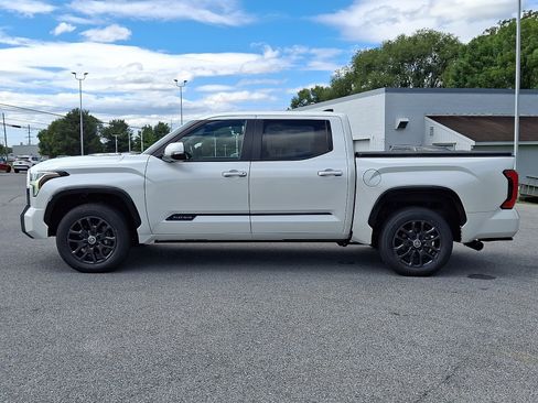 Certified 2024 Toyota Tundra Platinum AWD/4WD image 4