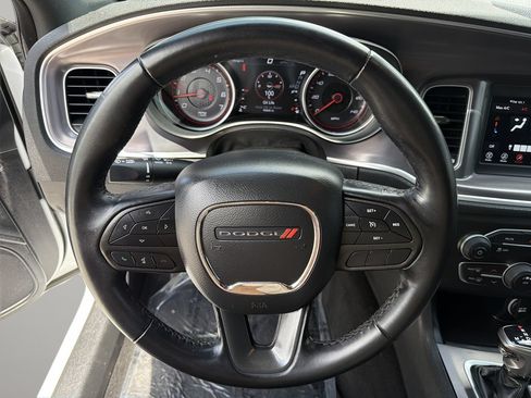 Used 2021 Dodge Charger SXT RWD image 27