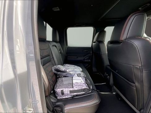 New 2026 Nissan Frontier PRO-4X w/ Pro Premium Package AWD/4WD image 10