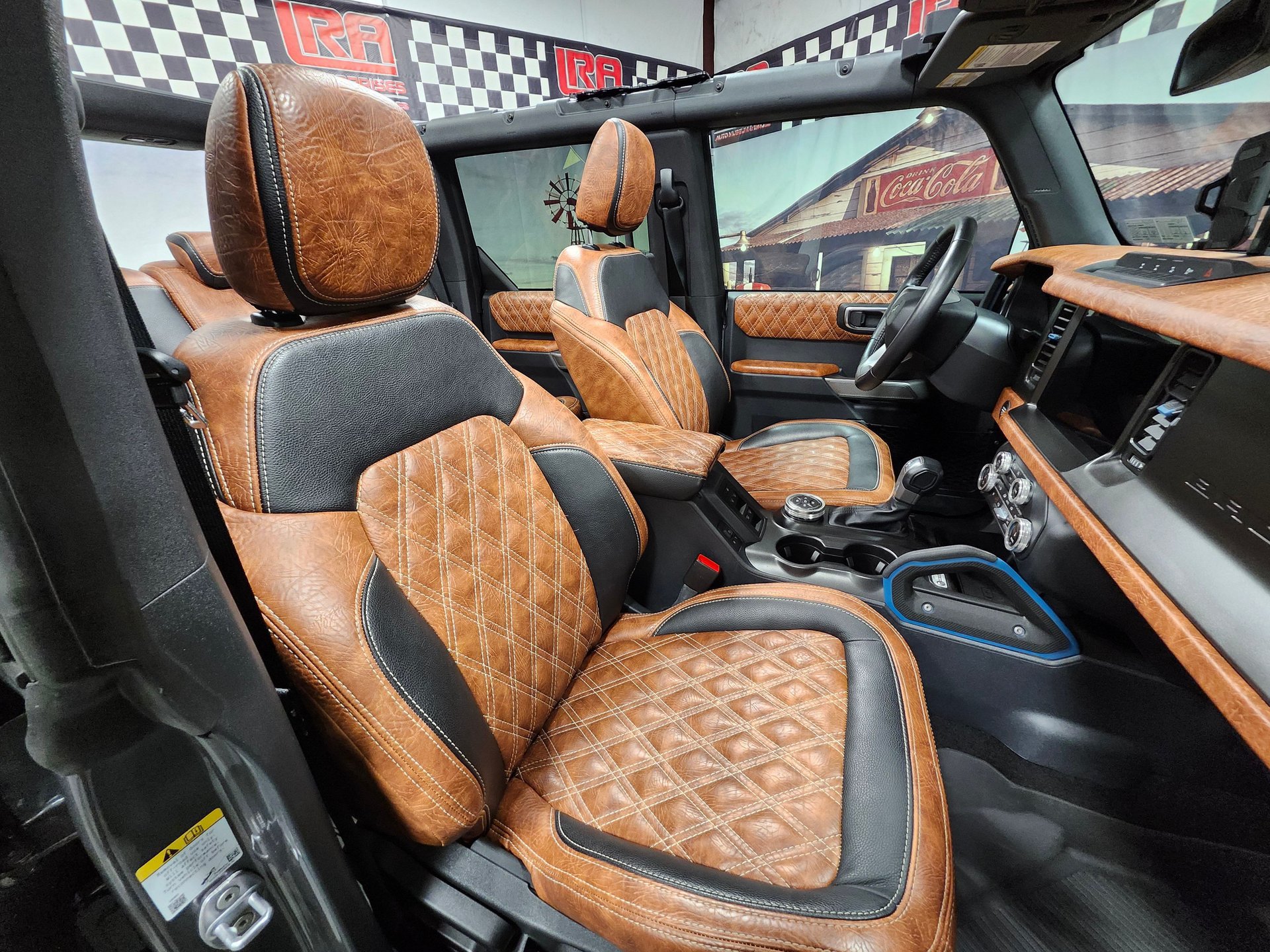 Used 2022 Ford Bronco Wildtrak AWD/4WD image 22