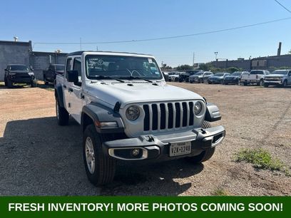 Used 2023 Jeep Gladiator Sport
