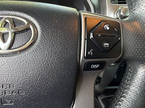Used 2018 Toyota 4Runner Limited RWD image 20