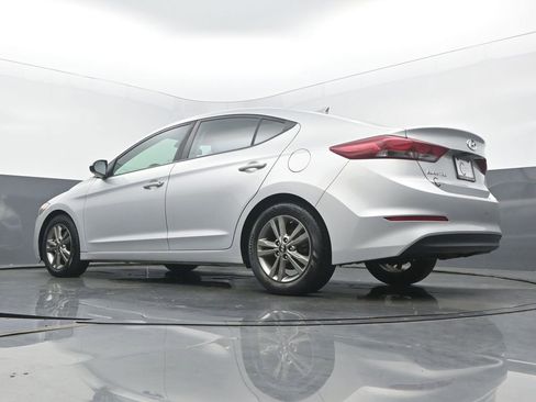 Used 2018 Hyundai Elantra SEL image 48
