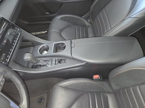 Used 2019 Toyota Avalon Touring w/ All Weather Liner Package FWD image 17
