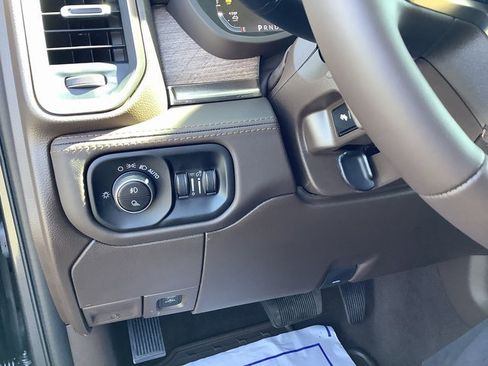 New 2026 RAM 2500 Limited image 15