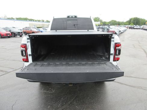 Used 2023 RAM 2500 Limited AWD/4WD image 9