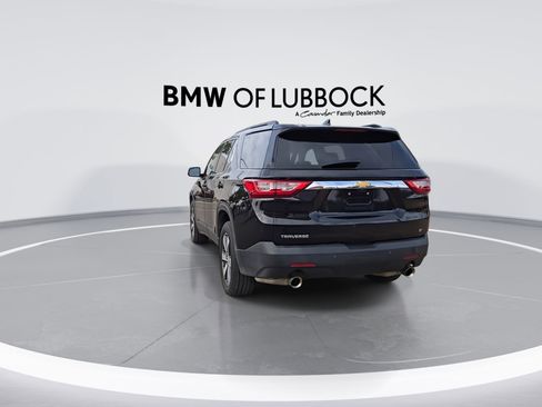 Used 2019 Chevrolet Traverse LT w/ LT Premium Package FWD image 7