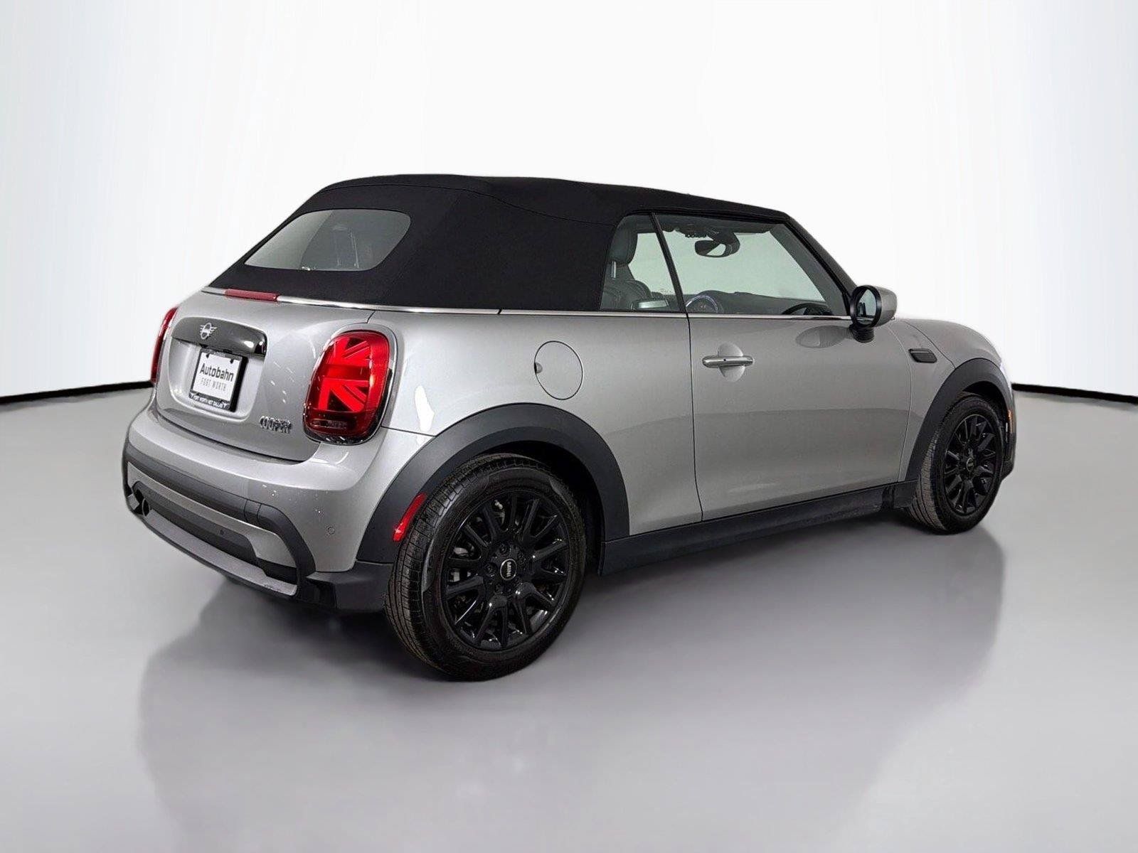 Used 2024 MINI Cooper Convertible FWD image 5