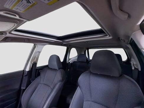 Used 2019 Subaru Forester Premium AWD/4WD image 15