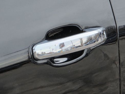 Used 2018 GMC Sierra 1500 SLT w/ Texas SLT Premium Package image 44