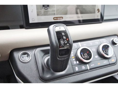 Used 2024 Land Rover Defender 110 S AWD/4WD image 26