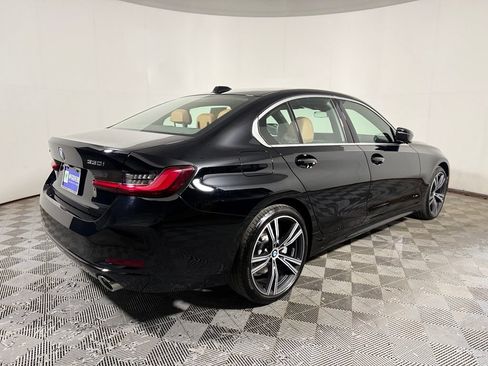 Used 2024 BMW 330i xDrive Sedan w/ Convenience Package AWD/4WD image 7