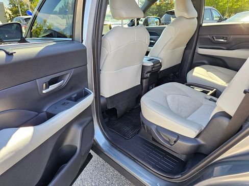Used 2025 Toyota Grand Highlander AWD Hybrid image 16