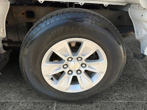 Certified 2023 Chevrolet Silverado 1500 LT AWD/4WD image 14