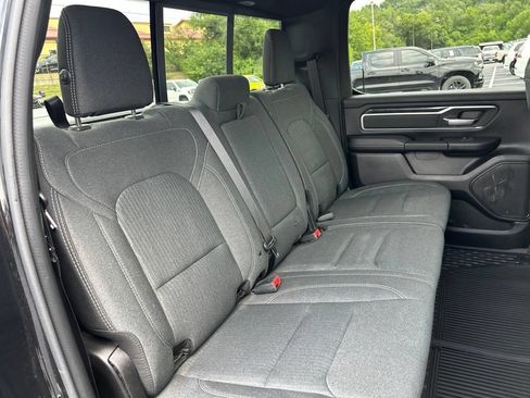 Used 2020 RAM 1500 Big Horn AWD/4WD image 40