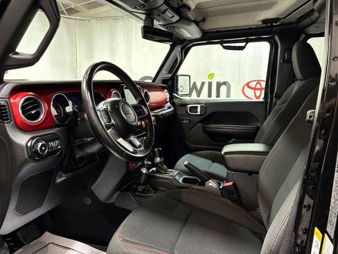Used 2018 Jeep Wrangler Unlimited Rubicon AWD/4WD image 22