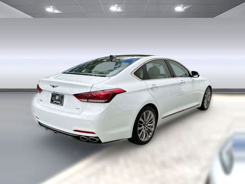 Used 2020 Genesis G80 5.0 Ultimate RWD image 9