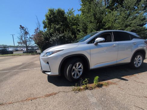 Used 2017 Lexus RX 350 FWD image 11